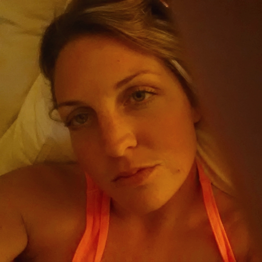 Meet your Posher, Casey